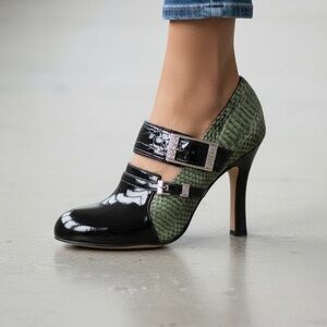 Mary Jane Pumps